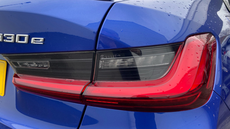 BMW 3 Series 330e M Sport 4dr Step Auto Saloon